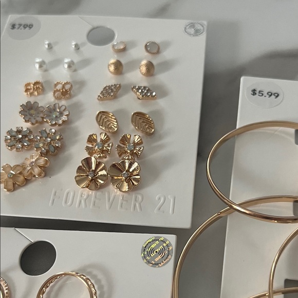 Forever 21 Gold and Silver Earring Collection and ring set size 6! #8 - Picture 2 of 8
